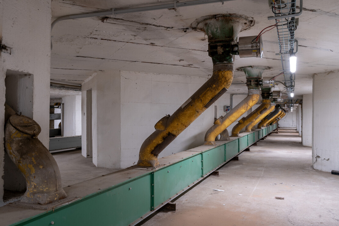 13tipatrové silo NAVOS Staré Město