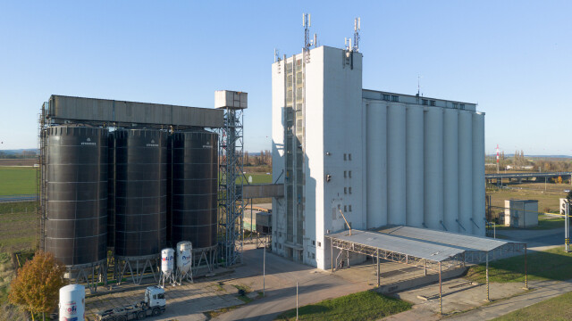 13tipatrové silo NAVOS Staré Město