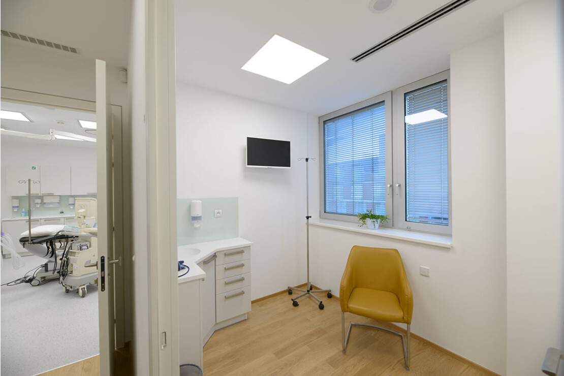 Soukromá klinika s operačními sály a laboratořemi