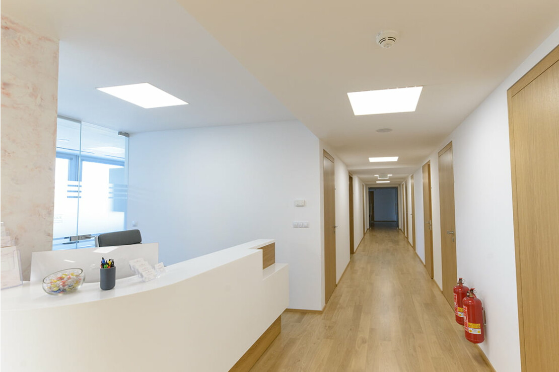 Soukromá klinika s operačními sály a laboratořemi